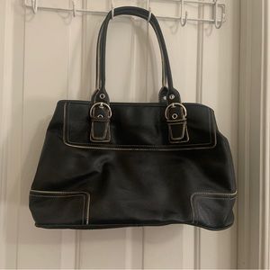 Black tote bag
